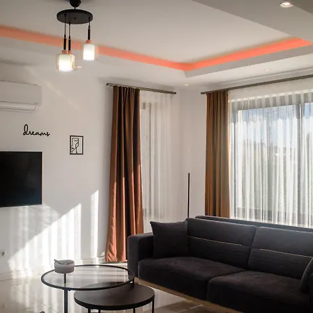 Hotel Rozerin