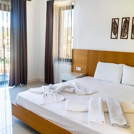 Hotel Rozerin 4*