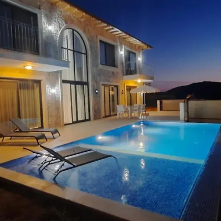 Rozerin Hotel 4*